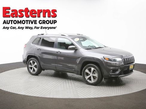 Used 2021 Jeep Cherokee Limited image 45