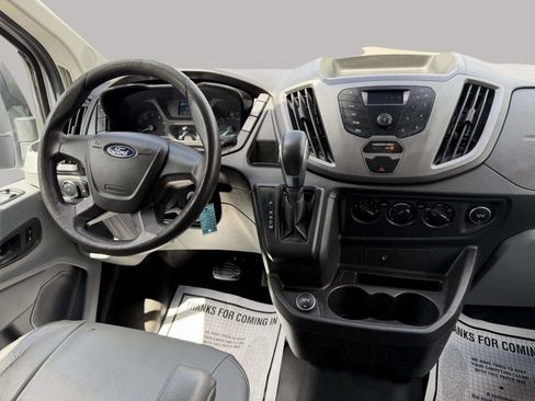 Used 2018 Ford Transit 250 130 Low Roof RWD image 25