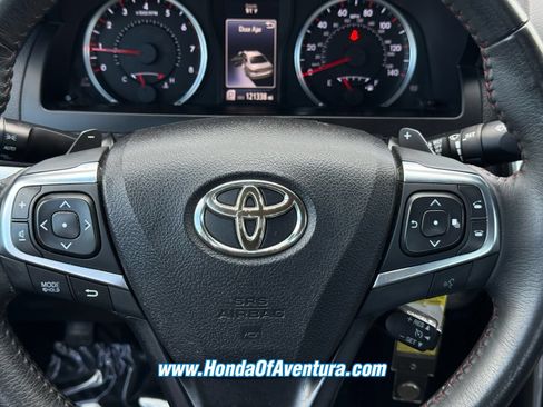 Used 2017 Toyota Camry SE FWD image 18