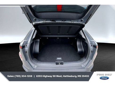 Used 2025 Hyundai Kona SEL FWD image 21