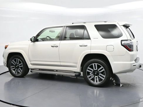 Used 2016 Toyota 4Runner Limited AWD/4WD image 5