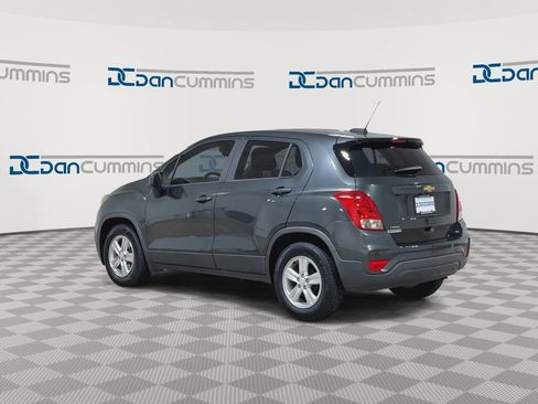 Used 2019 Chevrolet Trax LS FWD image 6