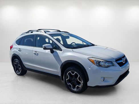 Used 2015 Subaru Crosstrek 2.0i Limited w/ Popular Package #2 image 3