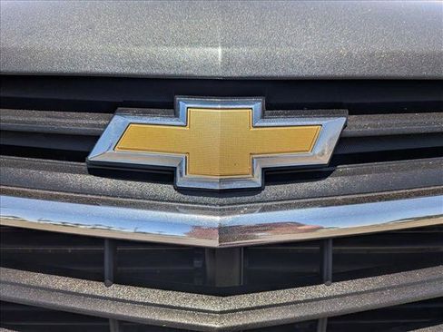 Certified 2021 Chevrolet Equinox LS w/ LS Convenience Package FWD image 30