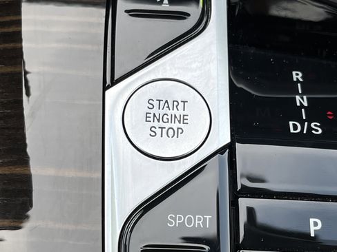 Used 2026 BMW X5 xDrive40i image 11