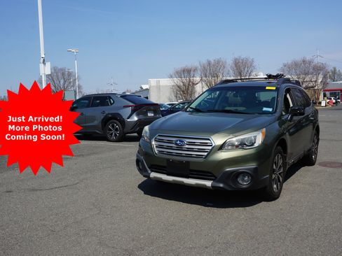 Used 2016 Subaru Outback 2.5i Limited image 1