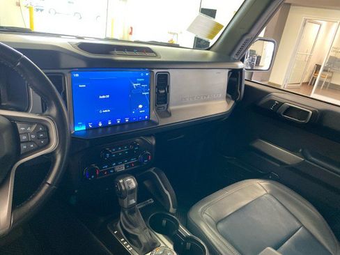 Used 2023 Ford Bronco Outer Banks AWD/4WD image 16