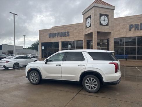 Used 2024 Hyundai Palisade SEL FWD image 1