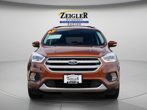 Used 2017 Ford Escape Titanium w/ Canadian Touring Package AWD/4WD image 2