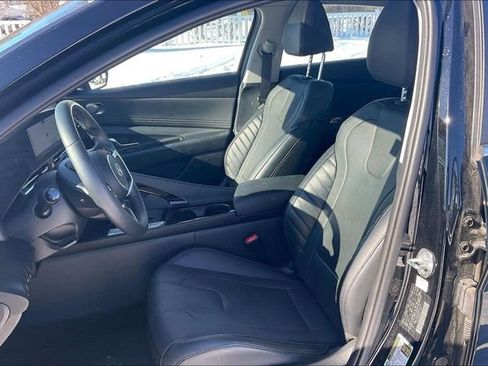 Certified 2023 Hyundai Elantra Limited image 25