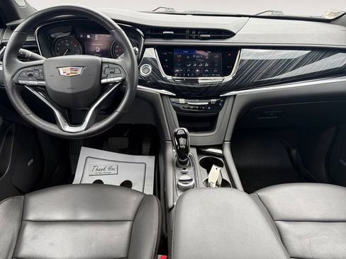 Certified 2023 Cadillac XT6 Premium Luxury w/ Technology Package AWD/4WD image 10