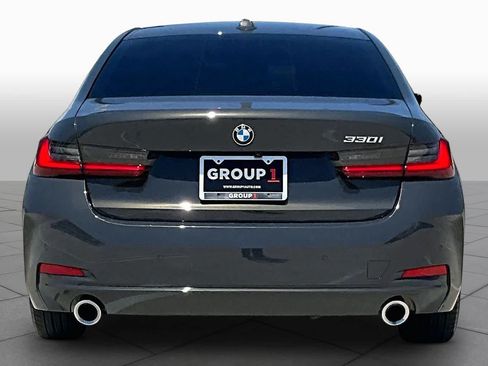 Used 2024 BMW 330i Sedan w/ Premium Package RWD image 4
