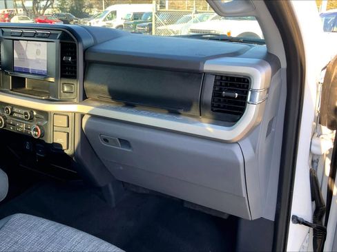 Used 2024 Ford F250 XLT w/ FX4 Off-Road Package image 36
