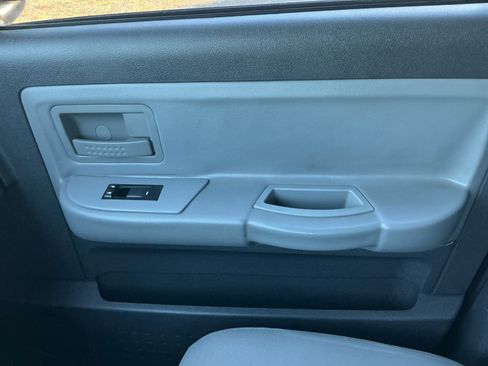 Used 2010 Dodge Dakota Big Horn image 16