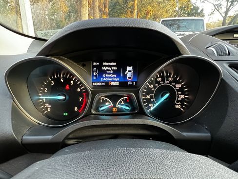 Used 2017 Ford Escape SE image 22