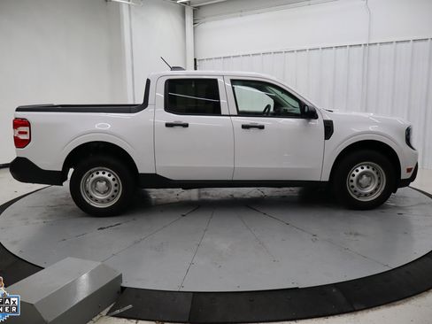 Certified 2025 Ford Maverick XL w/ Equipment Group 102A AWD/4WD image 2