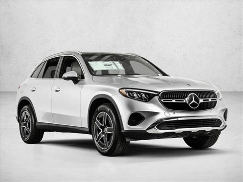 New 2026 Mercedes-Benz GLC 300 4MATIC image 3