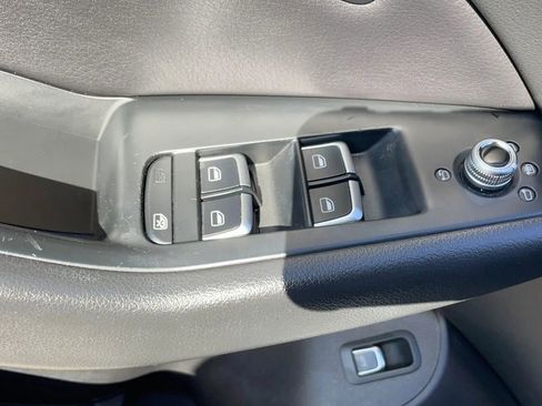 Used 2013 Audi Q5 2.0T Premium Plus w/ Premium Plus Pkg AWD/4WD image 19