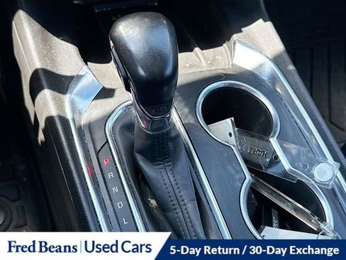 Used 2021 Chevrolet Traverse Premier w/ Redline Edition AWD/4WD image 18