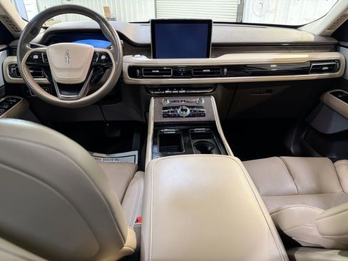 Used 2023 Lincoln Aviator Reserve w/ Equipment Group 201A image 23