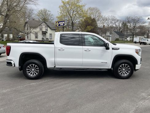 Used 2020 GMC Sierra 1500 AT4 w/ Driver Alert Package II AWD/4WD image 6