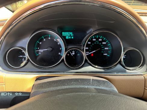 Used 2013 Buick Enclave Leather AWD/4WD image 18