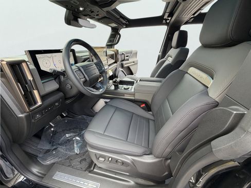 Used 2024 GMC Hummer EV 2X w/ LPO, Illumination Package image 19