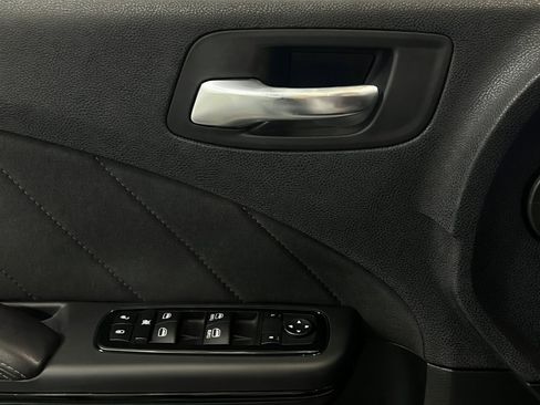 Used 2022 Dodge Charger SXT w/ Blacktop Package RWD image 13