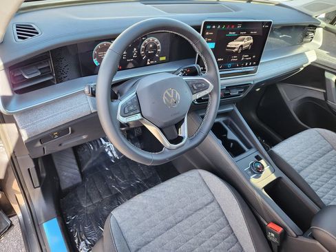 New 2026 Volkswagen Tiguan S AWD/4WD image 8