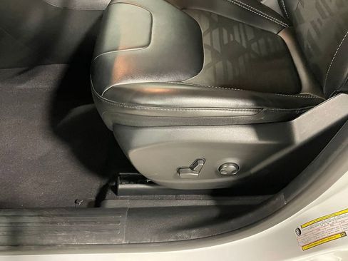 Used 2022 Jeep Cherokee Latitude w/ Trailer Tow Group image 20