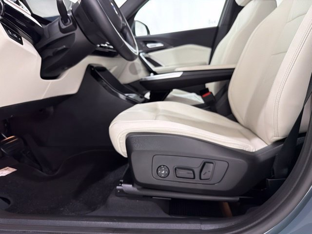 Used 2026 BMW X1 xDrive28i w/ Technology Package AWD/4WD image 14