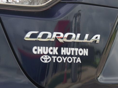 Used 2024 Toyota Corolla LE AWD/4WD image 18