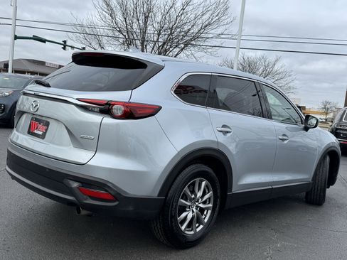 Used 2019 MAZDA CX-9 Touring w/ Touring Premium Package image 3