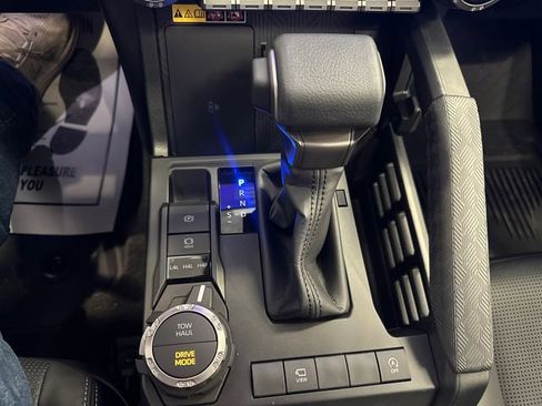 New 2026 Toyota 4Runner Limited image 31