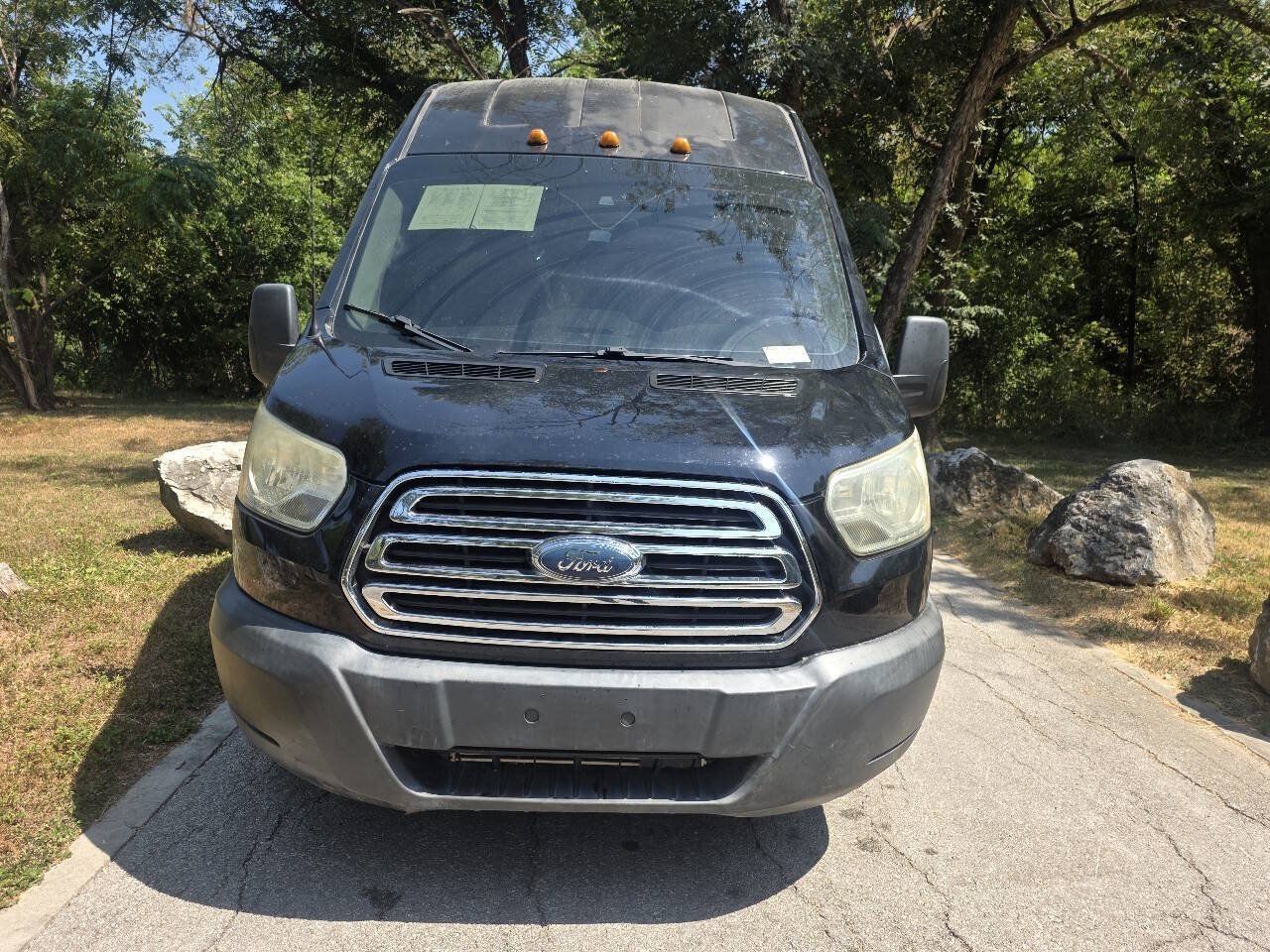 Used 2017 Ford Transit 350 XLT RWD image 3