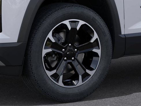New 2027 Chevrolet Equinox LT w/ Convenience Package II FWD image 9