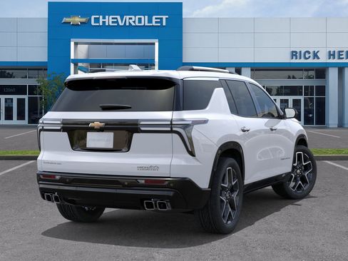 New 2026 Chevrolet Traverse High Country FWD image 6