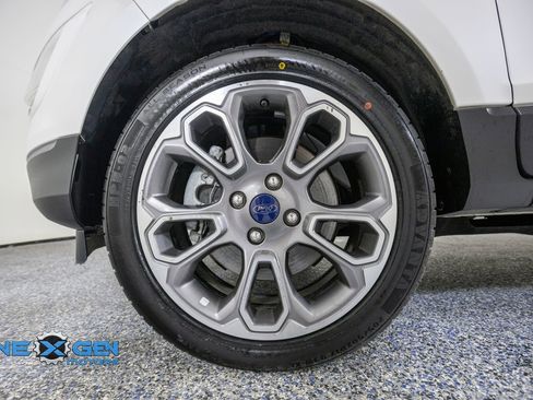 Used 2018 Ford EcoSport Titanium w/ Titanium Cold Weather Package AWD/4WD image 47