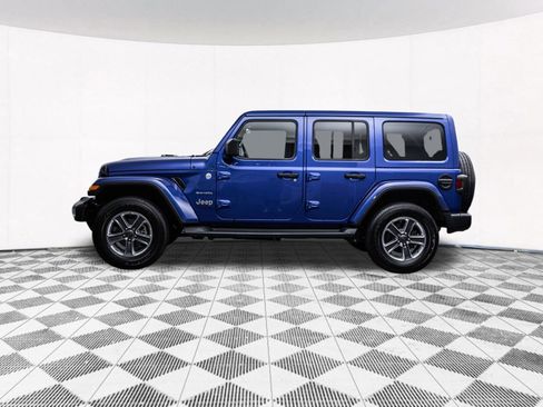 Used 2020 Jeep Wrangler Unlimited Sahara w/ Uconnect 4C Nav & Sound Group AWD/4WD image 7
