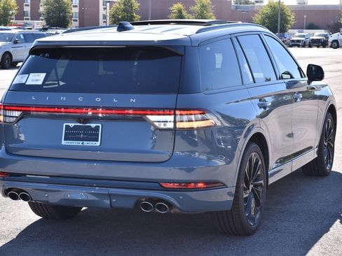 New 2026 Lincoln Aviator Reserve w/ Jet Appearance Package image 7
