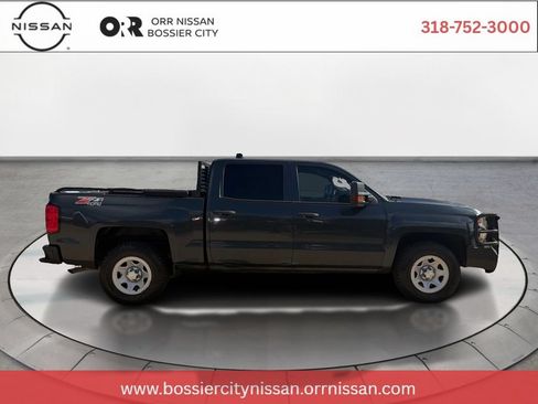 Used 2018 Chevrolet Silverado 1500 W/T w/ Special Service Package AWD/4WD image 4