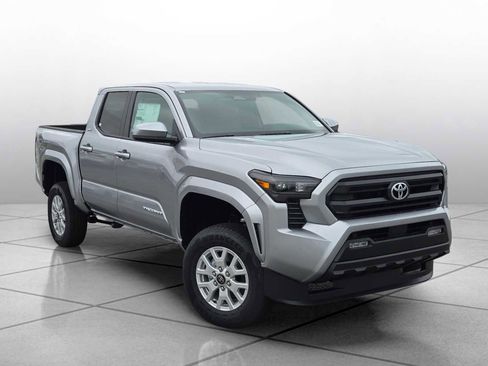 New 2025 Toyota Tacoma SR5 image 2