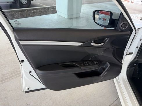 Used 2019 Honda Civic Sport image 13