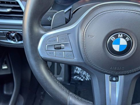 Used 2022 BMW 740i w/ M Sport Package RWD image 21