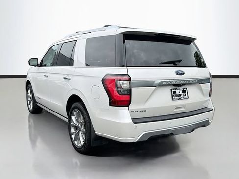 Used 2019 Ford Expedition Platinum AWD/4WD image 5