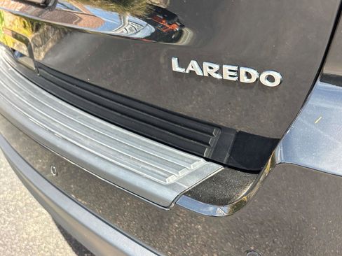 Used 2022 Jeep Grand Cherokee Laredo E w/ Security & Convenience Group image 30