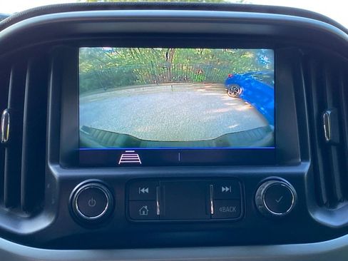 Used 2022 Chevrolet Colorado LT w/ Fleet Safety Package RWD image 14