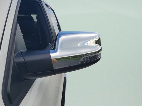 Used 2023 RAM 1500 Laramie AWD/4WD image 28