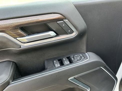 Used 2022 Chevrolet Silverado 1500 LT image 16