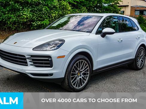Used 2022 Porsche Cayenne Platinum Edition AWD/4WD image 2